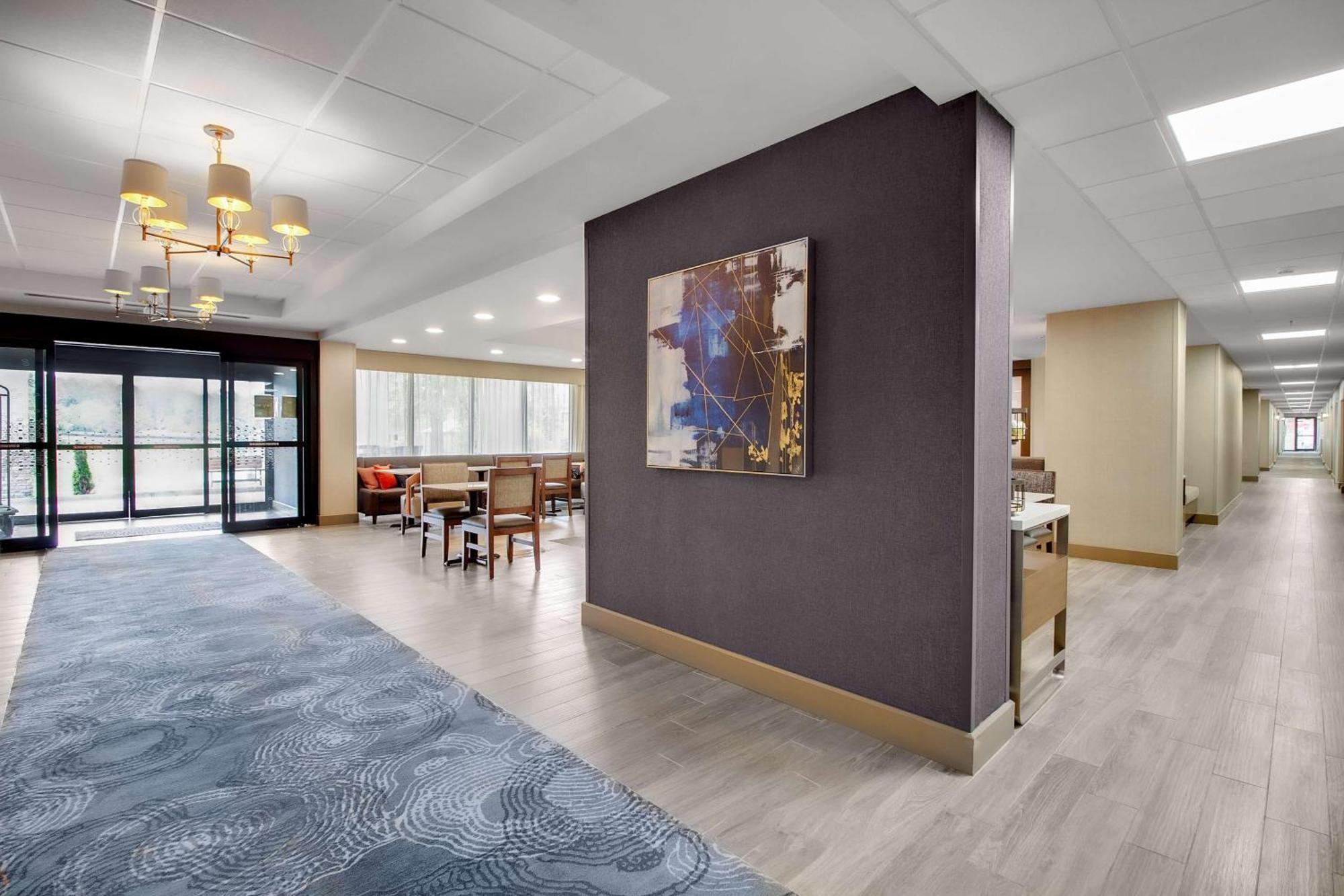 Hampton Inn Birmingham-Colonnade 280 Exterior photo